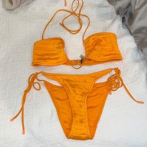 Triangl bikini